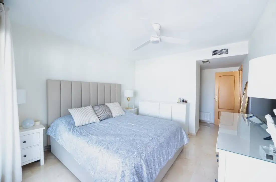 2 sypialnia Mieszkanie na sprzedaż w Marbella z basenem garażem - 430 000 € (Ref: 10170119)