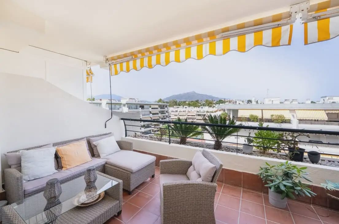 2 sypialnia Mieszkanie na sprzedaż w Marbella z basenem garażem - 430 000 € (Ref: 10170119)