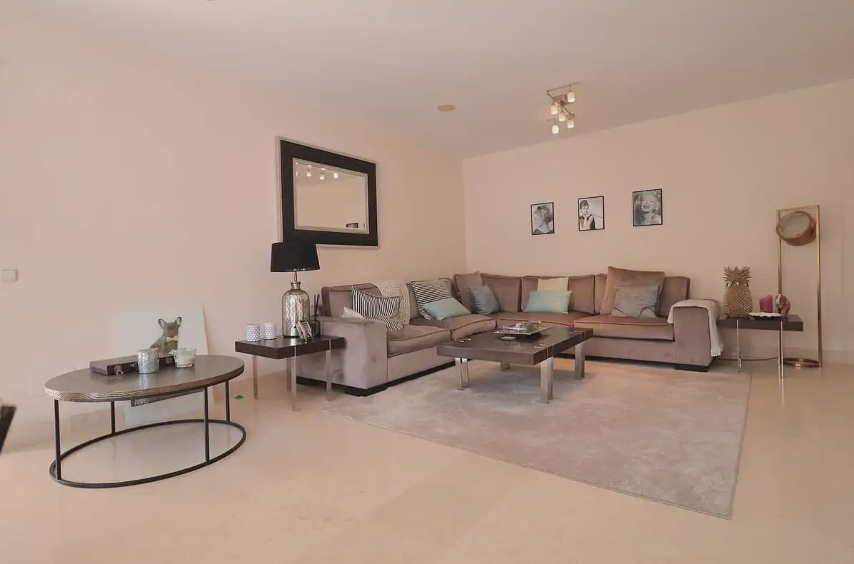 2 bedroom Apartment for sale in Benahavis with pool garage - € 535,000 (Ref: 10170122)