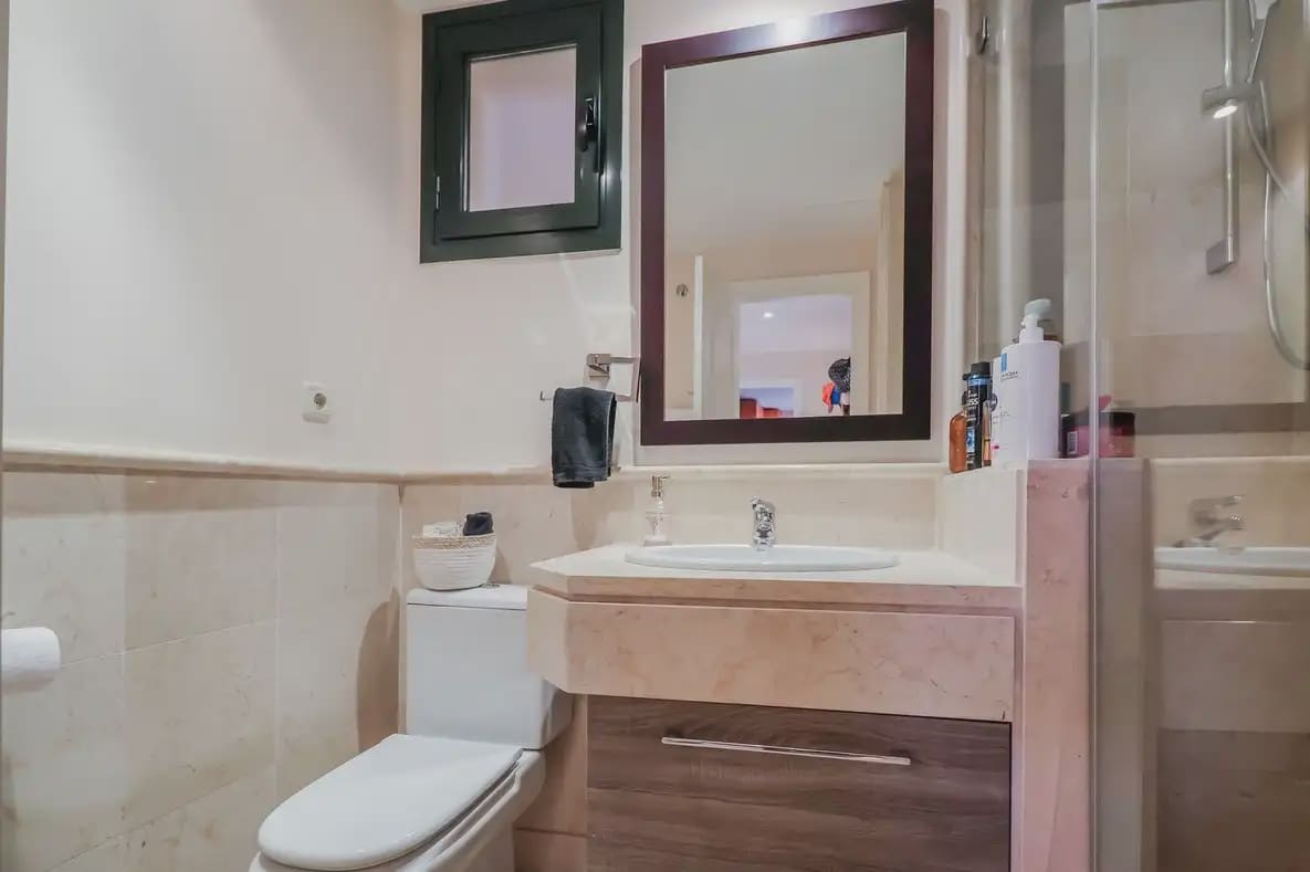 2 bedroom Apartment for sale in Benahavis with pool garage - € 535,000 (Ref: 10170122)