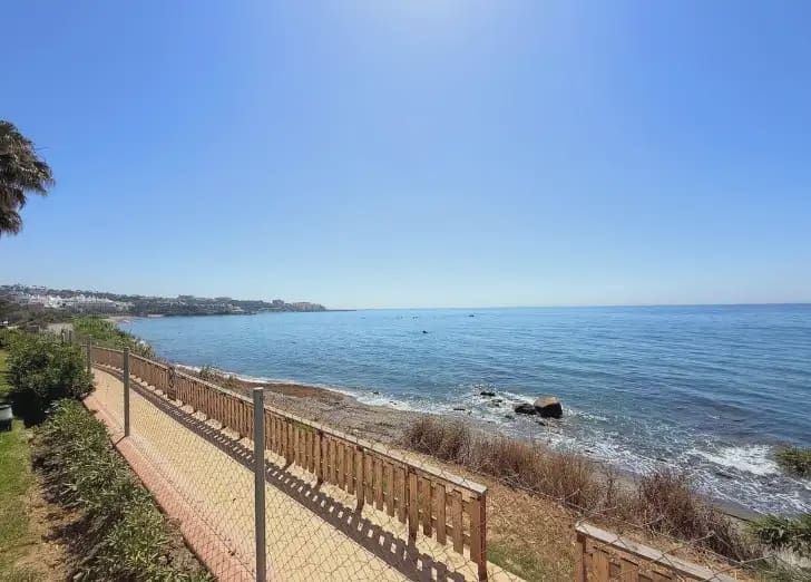 3 camera da letto Villetta a Schiera in vendita in Estepona con piscina garage - 549.000 € (Rif: 10170125)