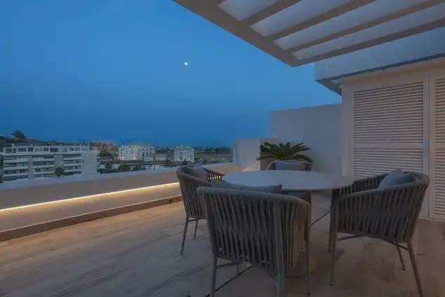 2 slaapkamer Penthouse te koop in Marbella met zwembad garage - € 890.000 (Ref: 10170127)