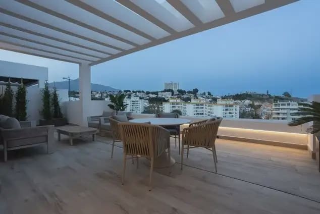 2 slaapkamer Penthouse te koop in Marbella met zwembad garage - € 890.000 (Ref: 10170127)