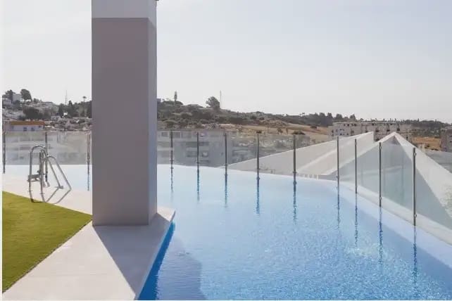 2 slaapkamer Penthouse te koop in Marbella met zwembad garage - € 890.000 (Ref: 10170127)