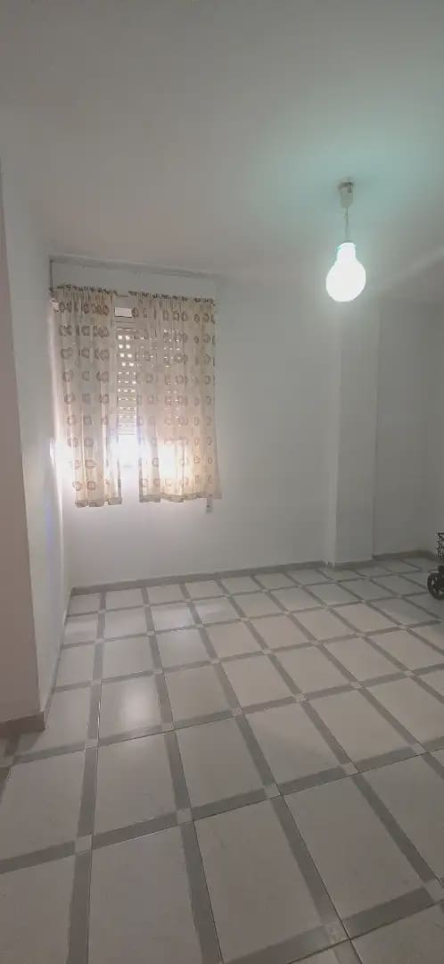 Piso de 3 habitaciones en Marbella en venta con garaje - 300.000 € (Ref: 10170129)