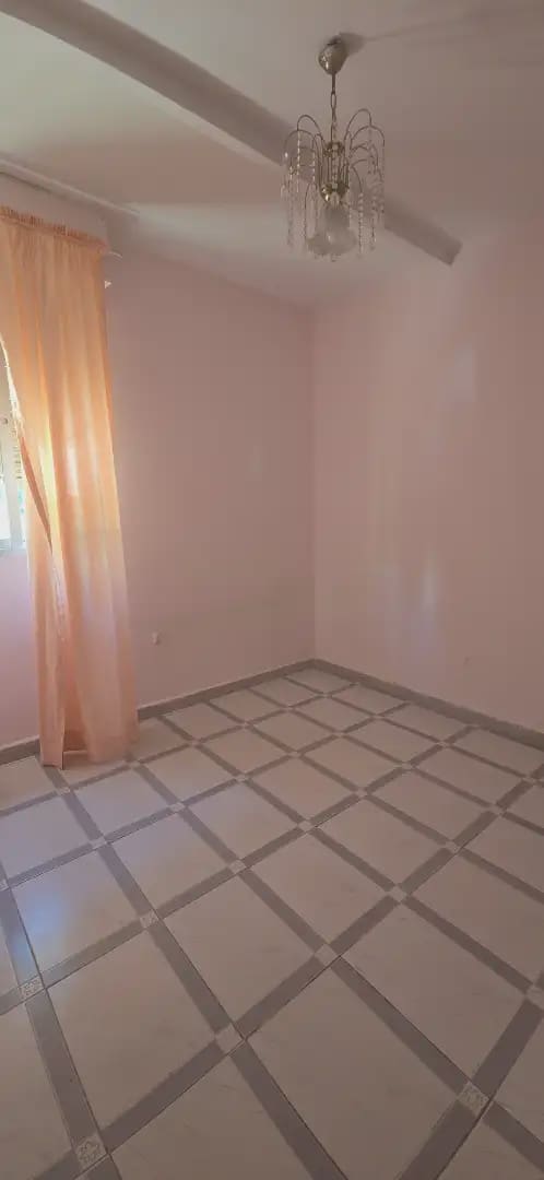 Piso de 3 habitaciones en Marbella en venta con garaje - 300.000 € (Ref: 10170129)