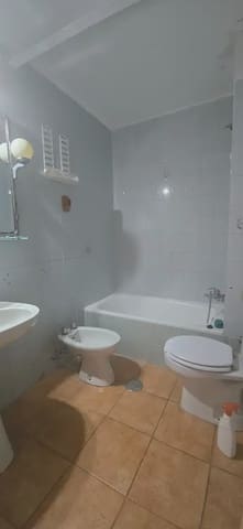 Piso de 3 habitaciones en San Pedro de Alcántara Pueblo, Marbella en venta con garaje - 300.000 € (Ref: 10170129)