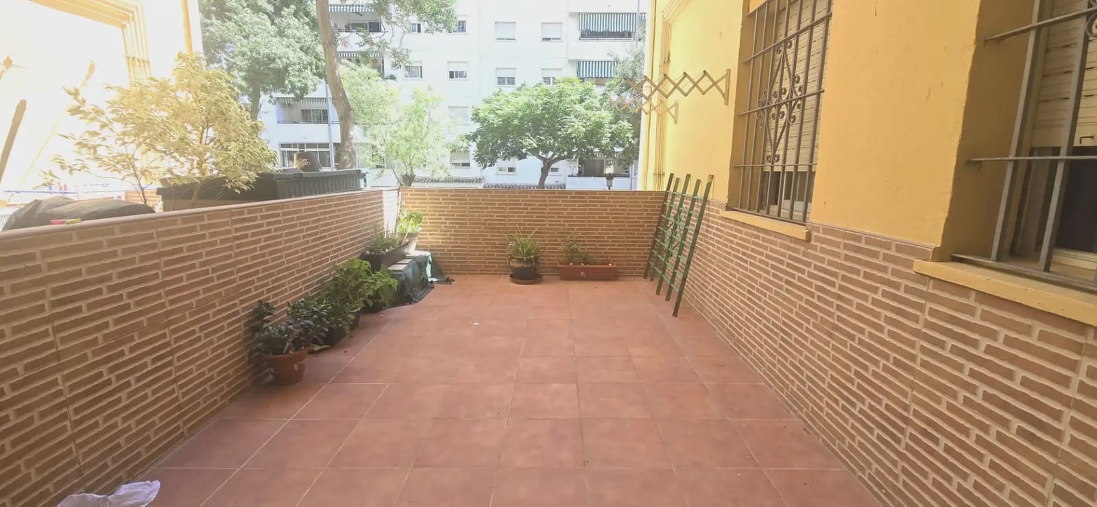 Piso de 3 habitaciones en Marbella en venta con garaje - 300.000 € (Ref: 10170129)