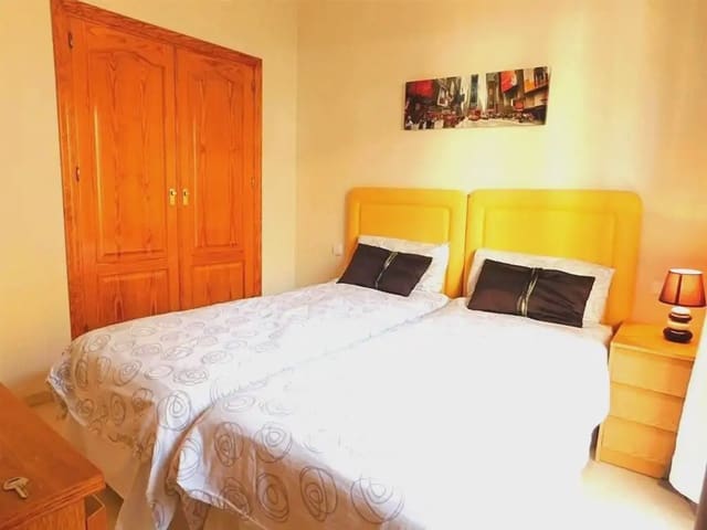2 soverom Leilighet til salgs i Aloha Golf, Marbella med svømmebasseng garasje - € 385 000 (Ref: 10170130)