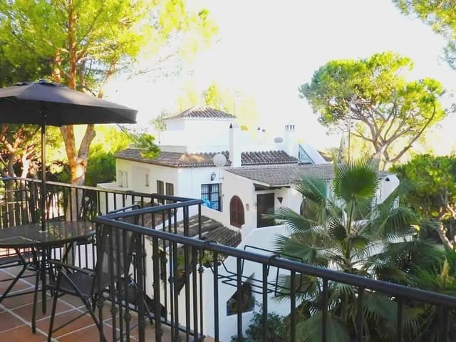 2 soverom Leilighet til salgs i Aloha Golf, Marbella med svømmebasseng garasje - € 385 000 (Ref: 10170130)