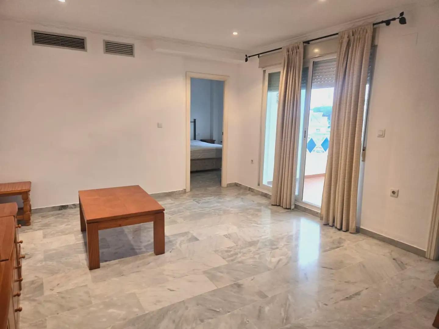 1 makuuhuone Asunto myytävänä paikassa Marbella mukana uima-altaan 
autotalli - 325 000 € (Ref: 10170131)