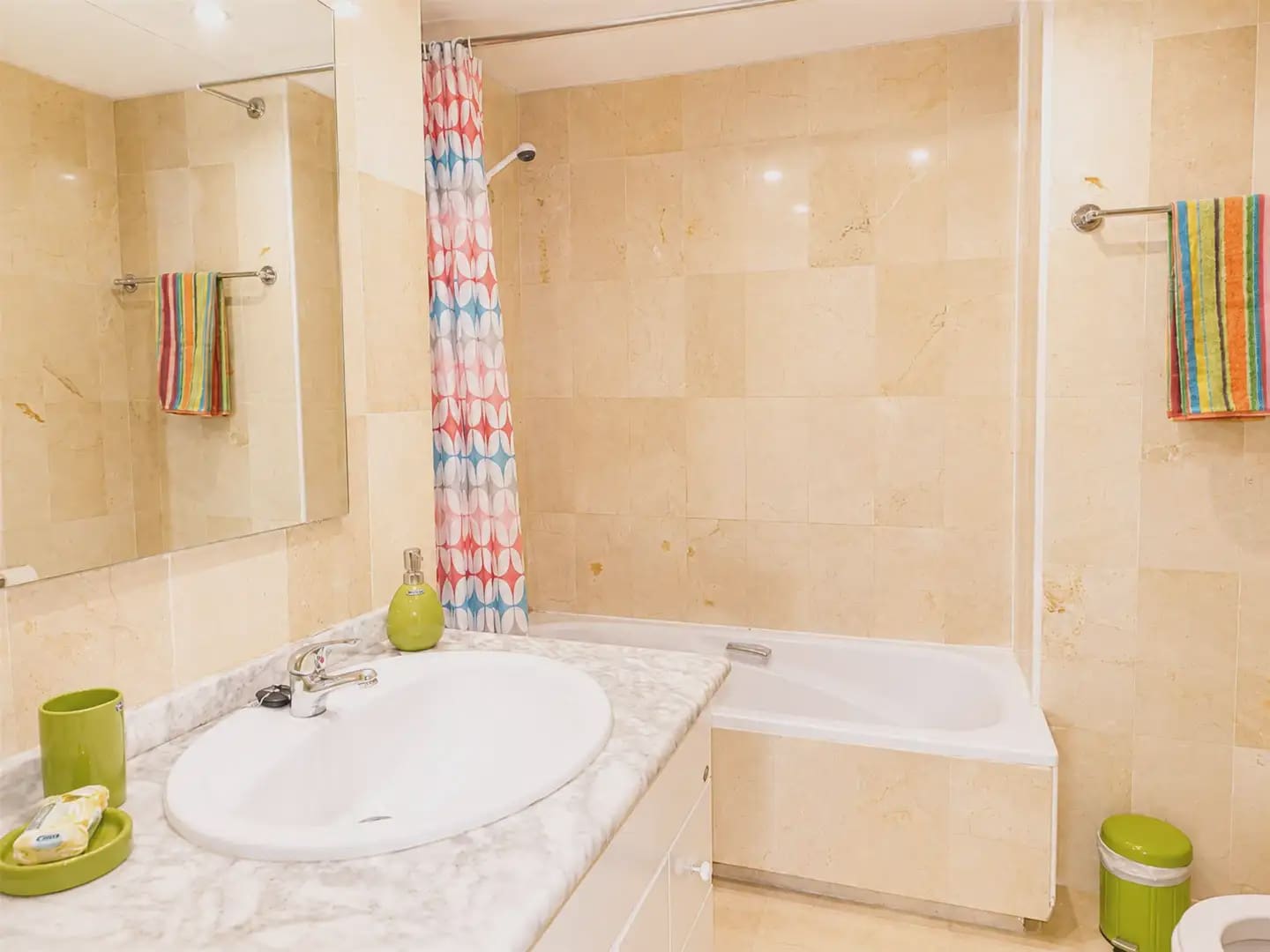 1 sypialnia Penthouse na sprzedaż w Marbella z basenem - 365 000 € (Ref: 10170132)