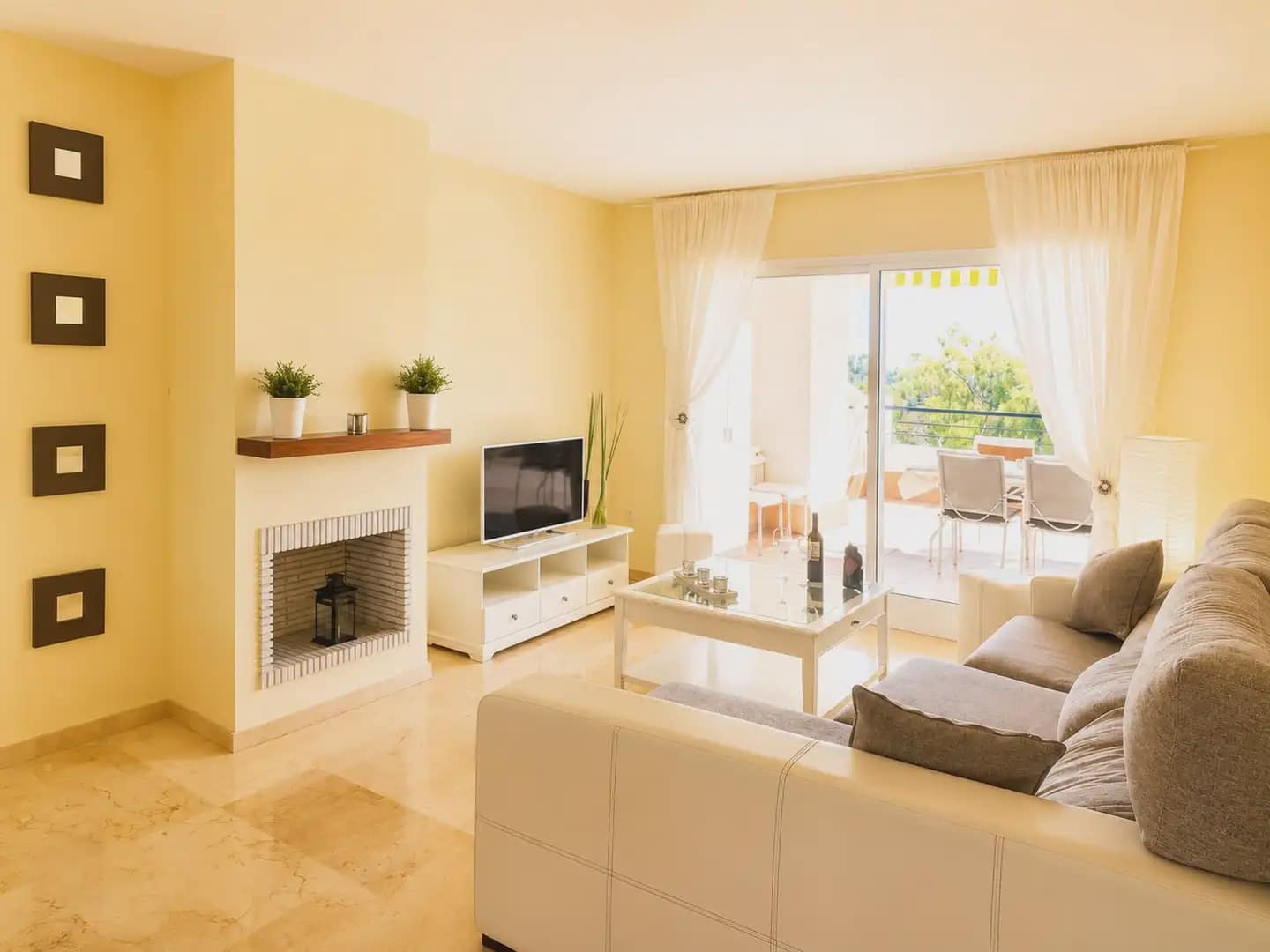 1 sypialnia Penthouse na sprzedaż w Marbella z basenem - 365 000 € (Ref: 10170132)