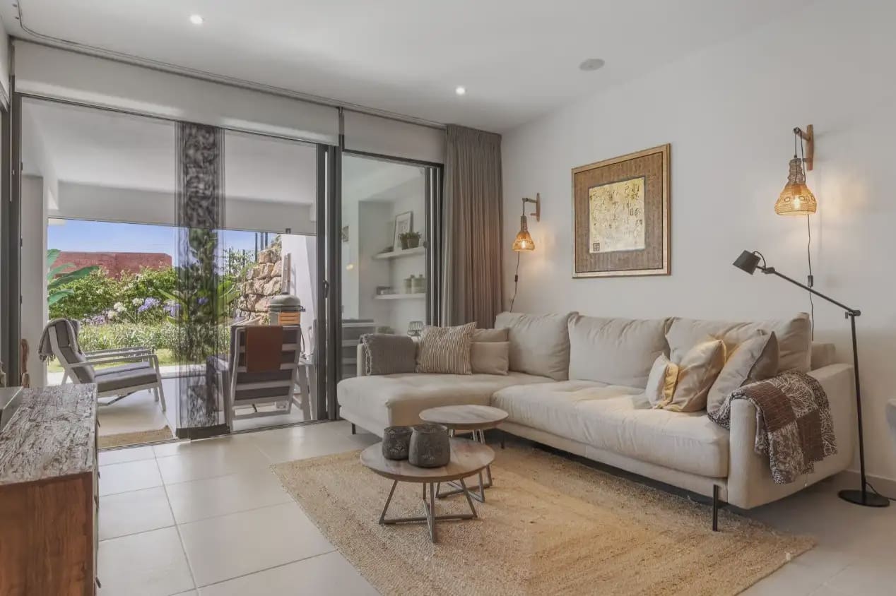 2 sovrum Lägenhet till salu i Estepona med pool - 495 000 € (Ref: 10170133)