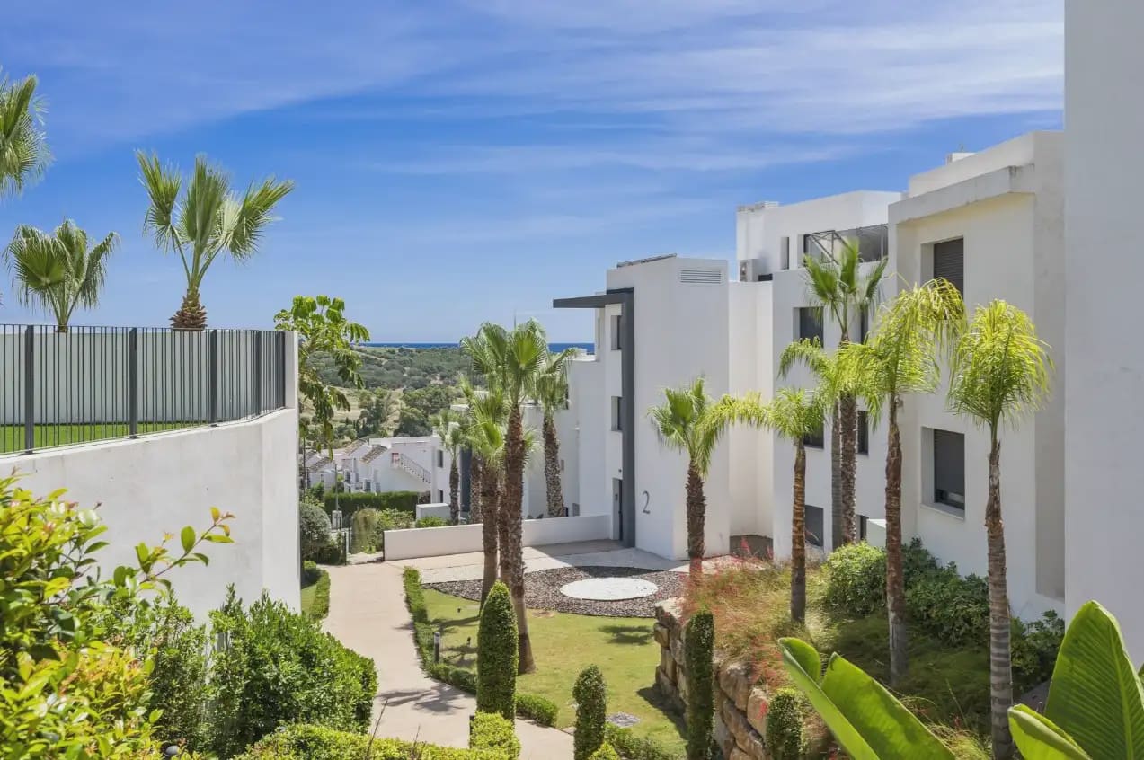 2 sovrum Lägenhet till salu i Estepona med pool - 495 000 € (Ref: 10170133)