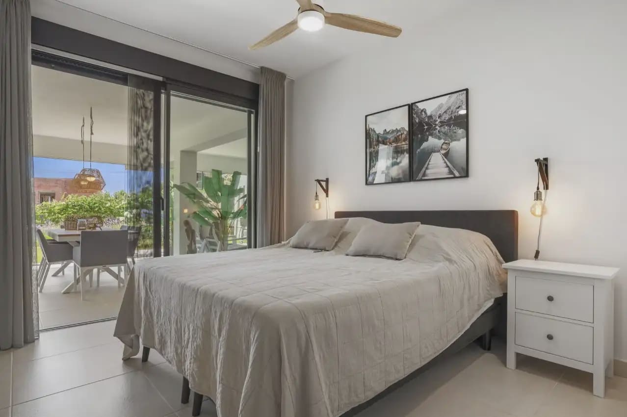 2 sovrum Lägenhet till salu i Estepona med pool - 495 000 € (Ref: 10170133)