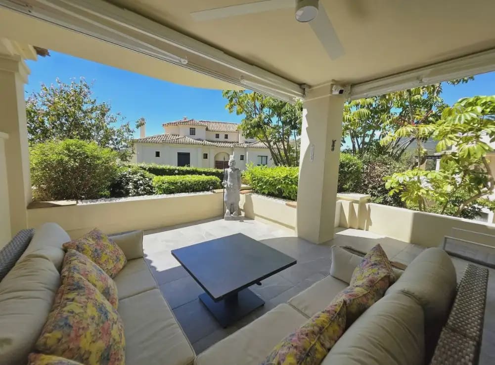 2 Zimmer Apartment zu verkaufen in Benahavis mit Pool Garage - 595.000 € (Ref: 10170134)