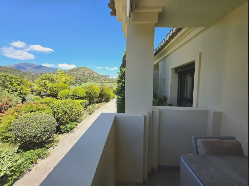 2 Zimmer Apartment zu verkaufen in Benahavis mit Pool Garage - 595.000 € (Ref: 10170134)