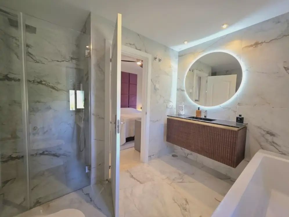 2 Zimmer Apartment zu verkaufen in Benahavis mit Pool Garage - 595.000 € (Ref: 10170134)