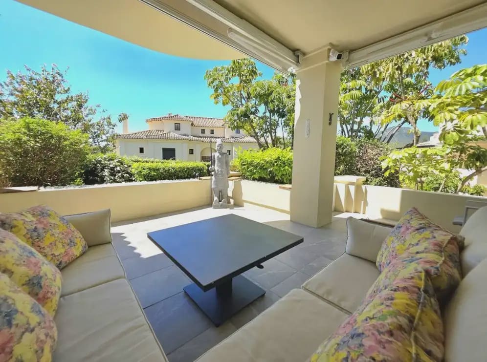 2 Zimmer Apartment zu verkaufen in Benahavis mit Pool Garage - 595.000 € (Ref: 10170134)