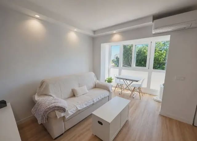 1 bedroom Apartment for sale in Rodeo Alto - Guadaiza - La Campana, Marbella - € 209,000 (Ref: 10170136)