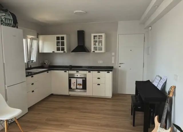 1 bedroom Apartment for sale in Rodeo Alto - Guadaiza - La Campana, Marbella - € 209,000 (Ref: 10170136)