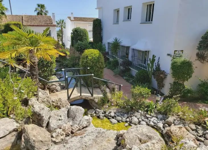 3 bedroom Terraced Villa for sale in El Paraiso with pool garage - € 495,000 (Ref: 10170137)
