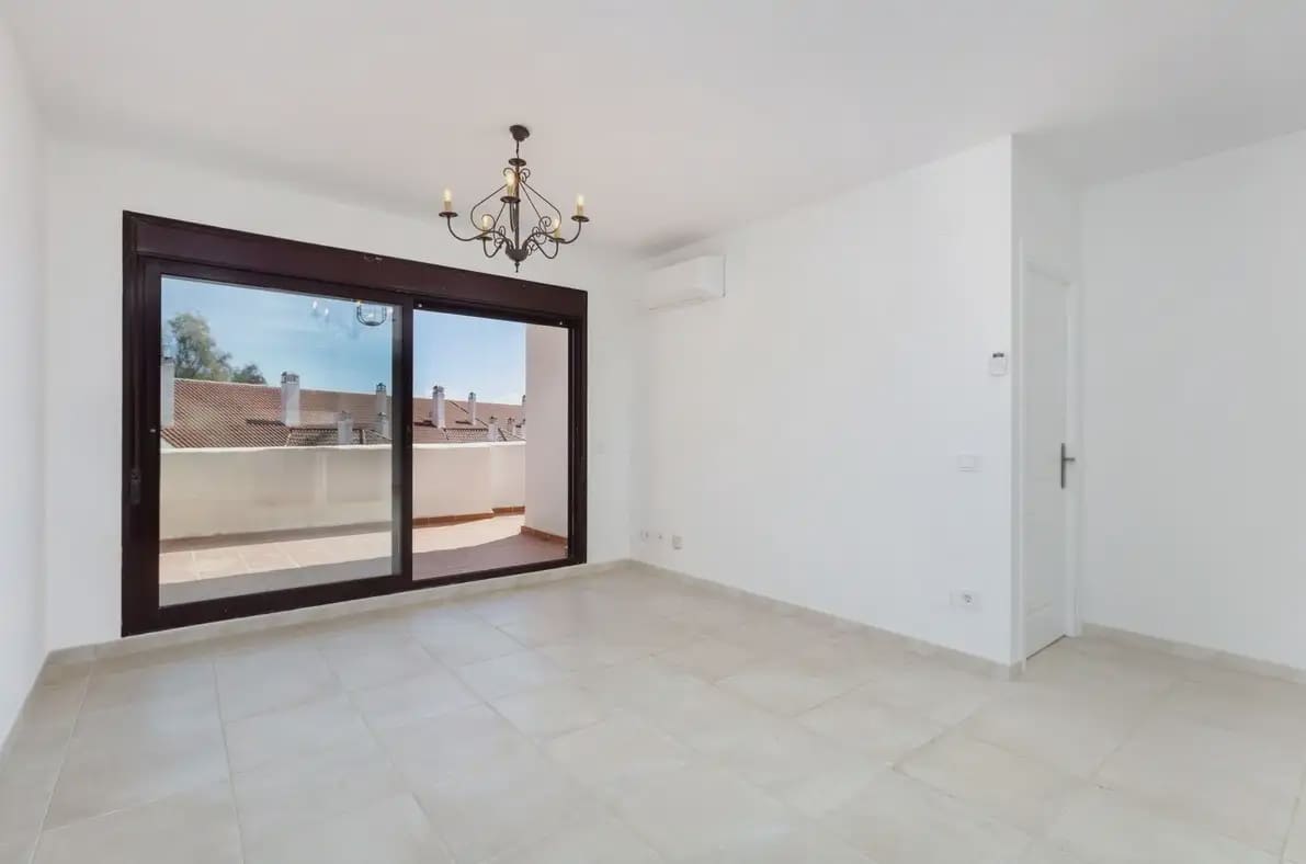 3 soverom Leilighet til salgs i Marbella med svømmebasseng garasje - € 575 000 (Ref: 10170138)