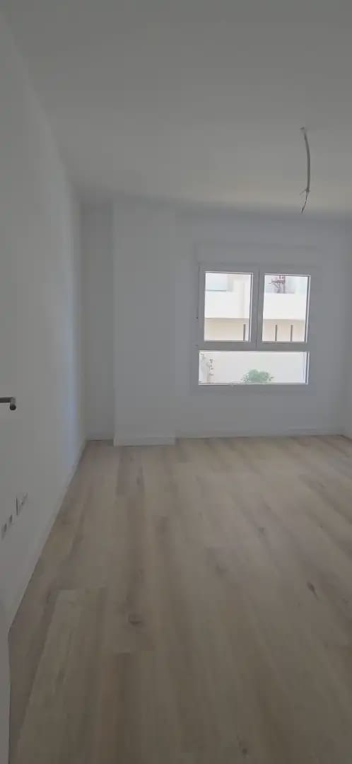 2 bedroom Beach Apartment for sale in Marbella with pool garage - € 375,000 (Ref: 10170139)