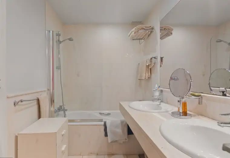 3 bedroom Terraced Villa for sale in Marbella with pool garage - € 700,000 (Ref: 10170140)