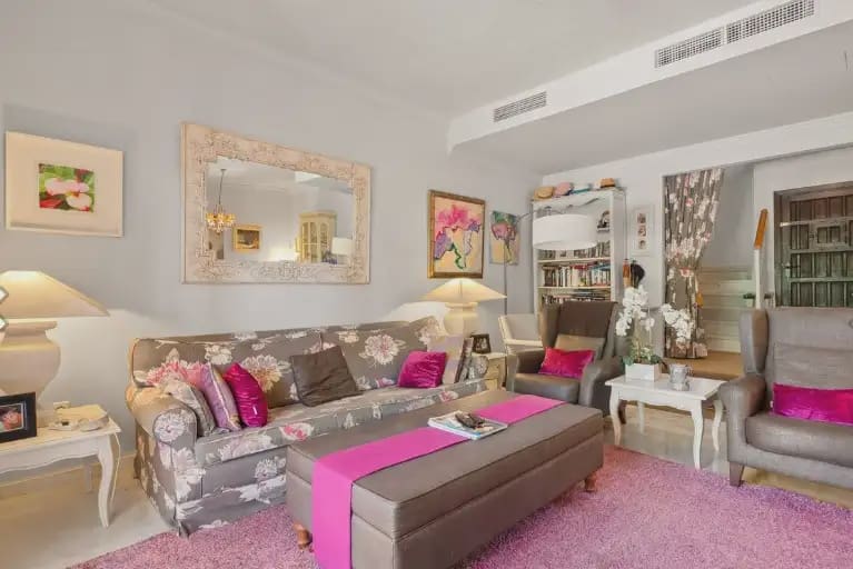 3 bedroom Terraced Villa for sale in Marbella with pool garage - € 700,000 (Ref: 10170140)