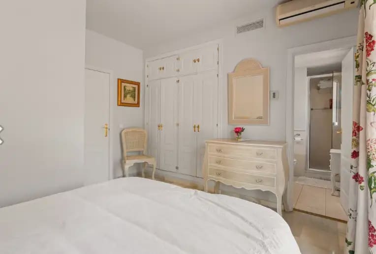 3 bedroom Terraced Villa for sale in Marbella with pool garage - € 700,000 (Ref: 10170140)