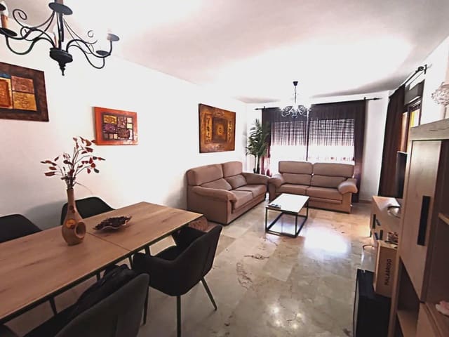 3 Zimmer Wohnung zu verkaufen in San Pedro de Alcántara Pueblo, Marbella mit Garage - 399.000 € (Ref: 10170141)