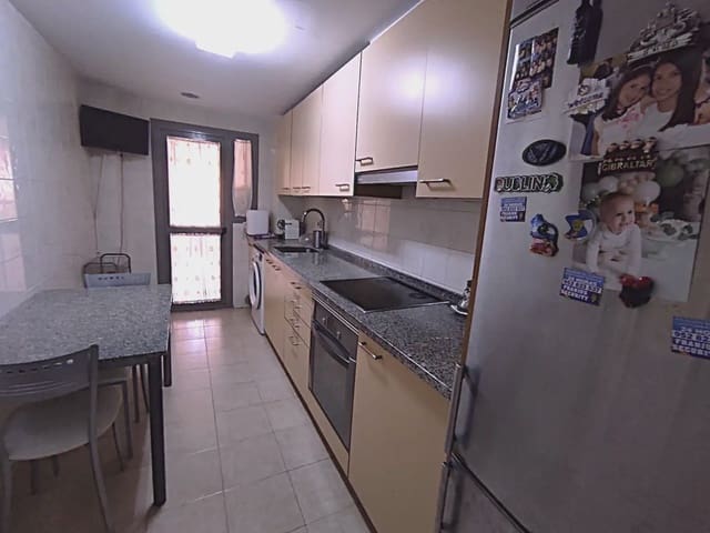 3 Zimmer Wohnung zu verkaufen in San Pedro de Alcántara Pueblo, Marbella mit Garage - 399.000 € (Ref: 10170141)