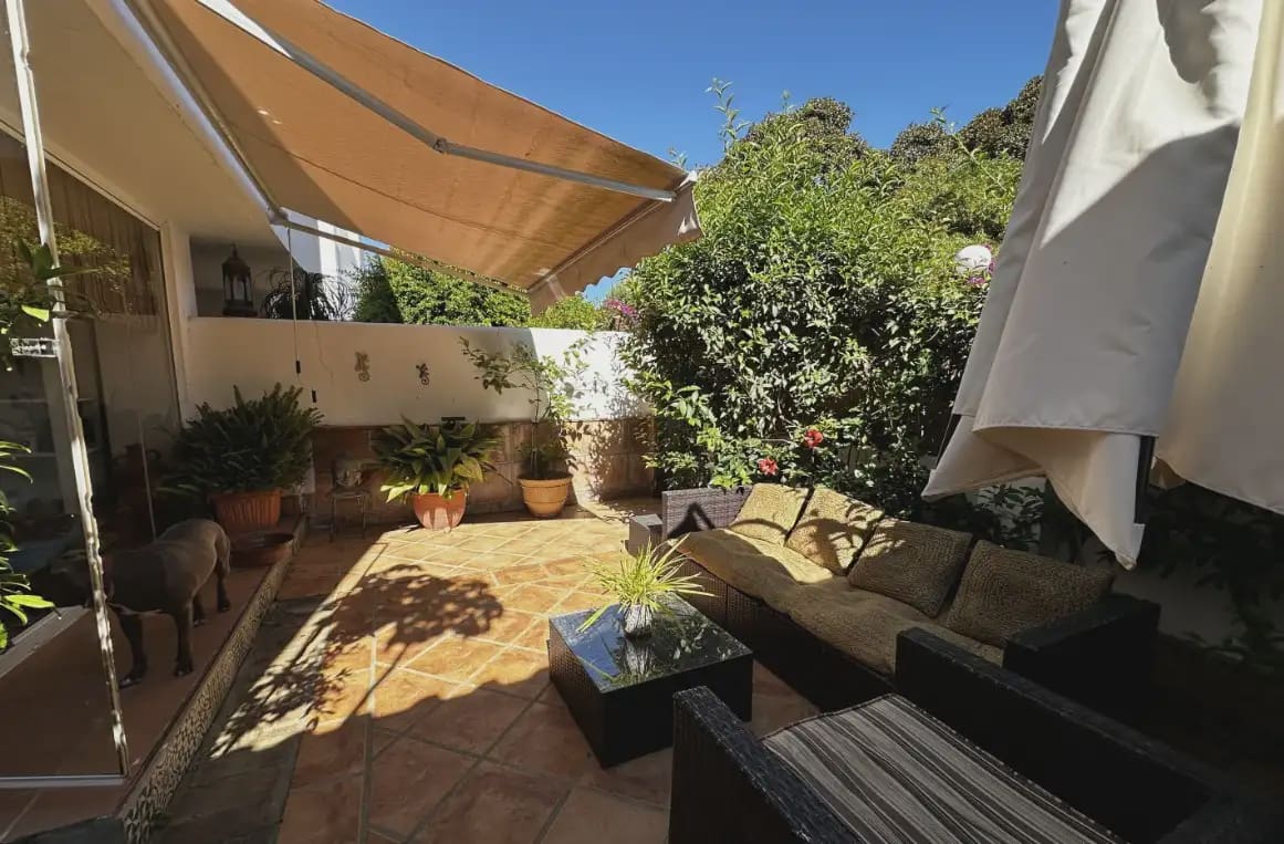 3 soveværelse Rækkehus til salg i Marbella med swimmingpool garage - € 750.000 (Ref: 10170142)