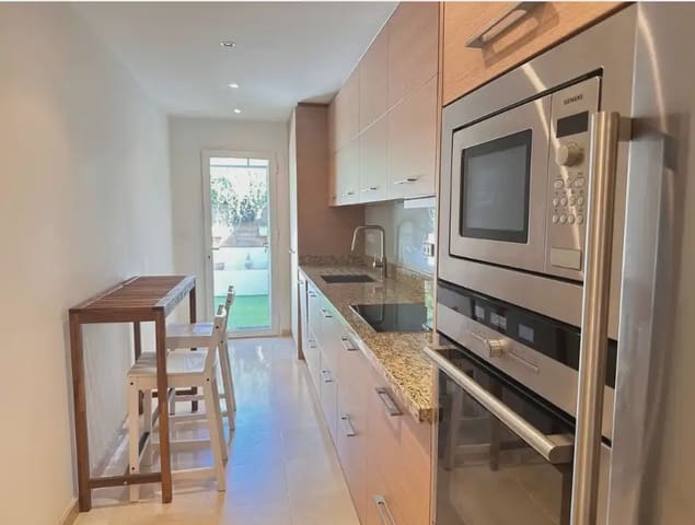 3 bedroom Terraced Villa for sale in San Pedro de Alcántara Pueblo, Marbella with pool - € 597,500 (Ref: 10170143)