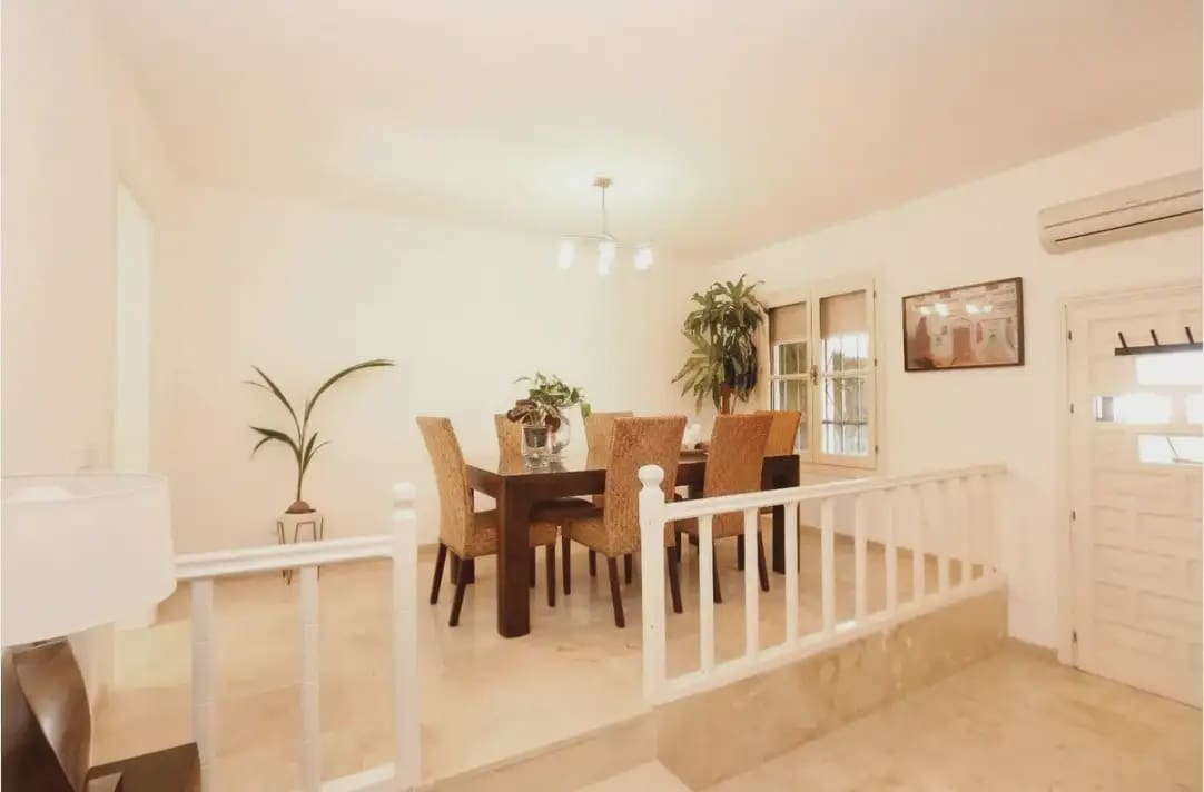 3 soverom Rekkehus til salgs i Marbella med svømmebasseng - € 597 500 (Ref: 10170143)