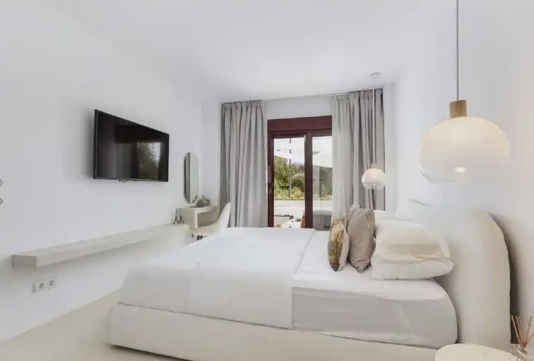 3 soveværelse Lejlighed til salg i Marbella med swimmingpool garage - € 675.000 (Ref: 10170146)