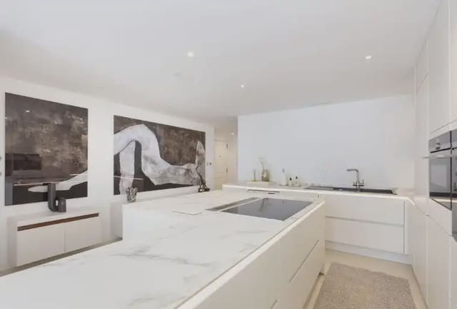 3 soveværelse Lejlighed til salg i Nueva Andalucía Centro, Marbella med swimmingpool garage - € 675.000 (Ref: 10170146)