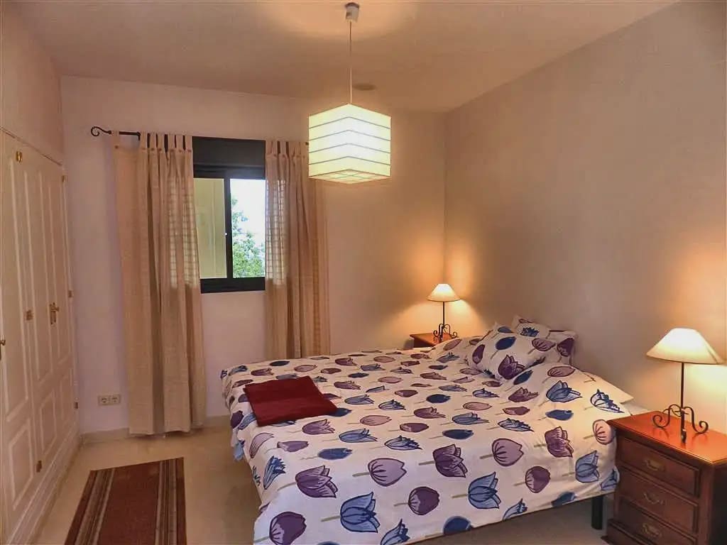 2 soveværelse Lejlighed til salg i Marbella med swimmingpool garage - € 465.000 (Ref: 10179252)