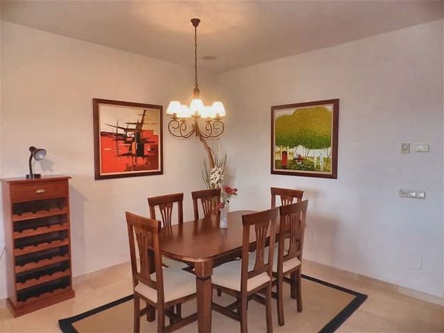 2 bedroom Apartment for sale in Guadalmina Alta, Marbella with pool garage - € 465,000 (Ref: 10179252)