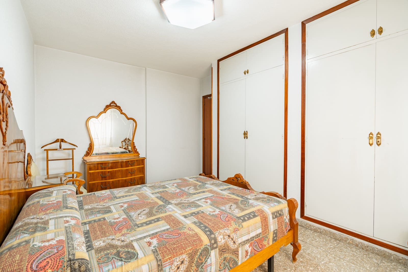 4 sypialnia Apartament na sprzedaż w Miasto Alicante / Alacant - 278 000 € (Ref: 10162267)
