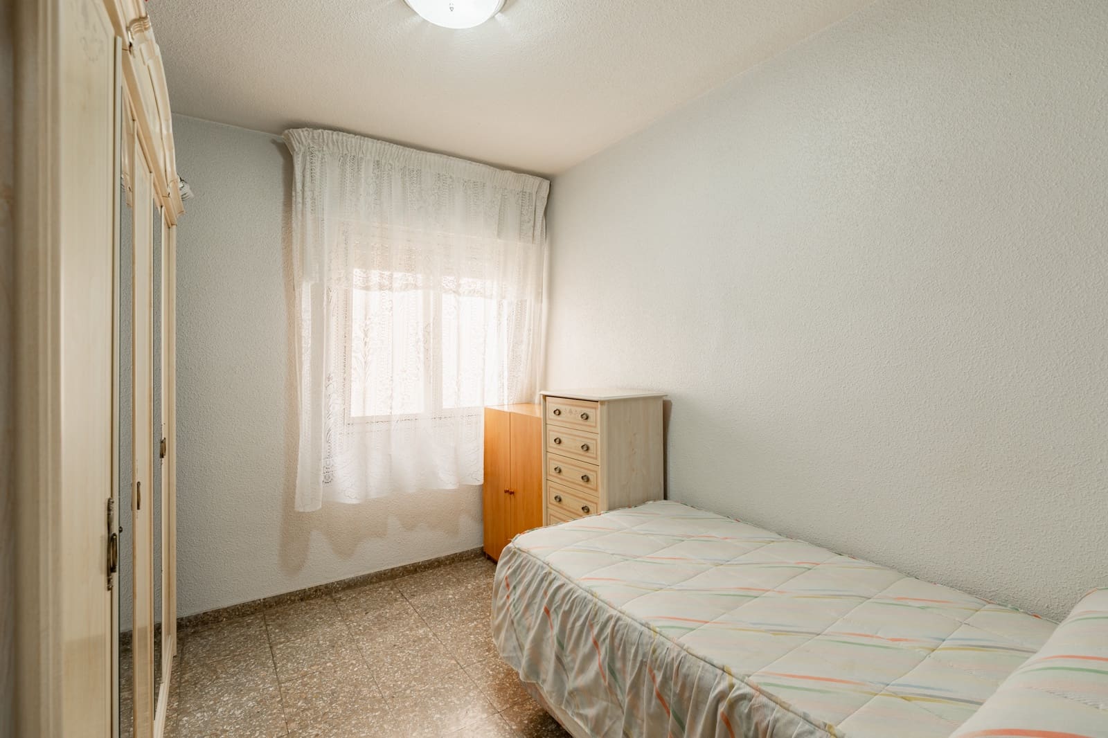 4 sypialnia Apartament na sprzedaż w Miasto Alicante / Alacant - 278 000 € (Ref: 10162267)