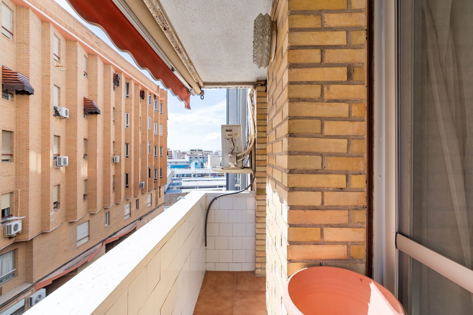4 sypialnia Apartament na sprzedaż w Miasto Alicante / Alacant - 278 000 € (Ref: 10162267)