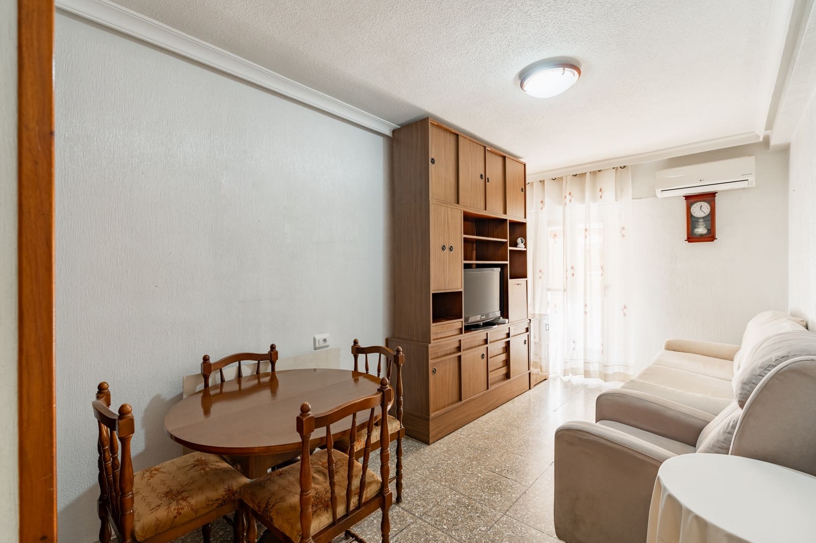 4 sypialnia Apartament na sprzedaż w Miasto Alicante / Alacant - 278 000 € (Ref: 10162267)