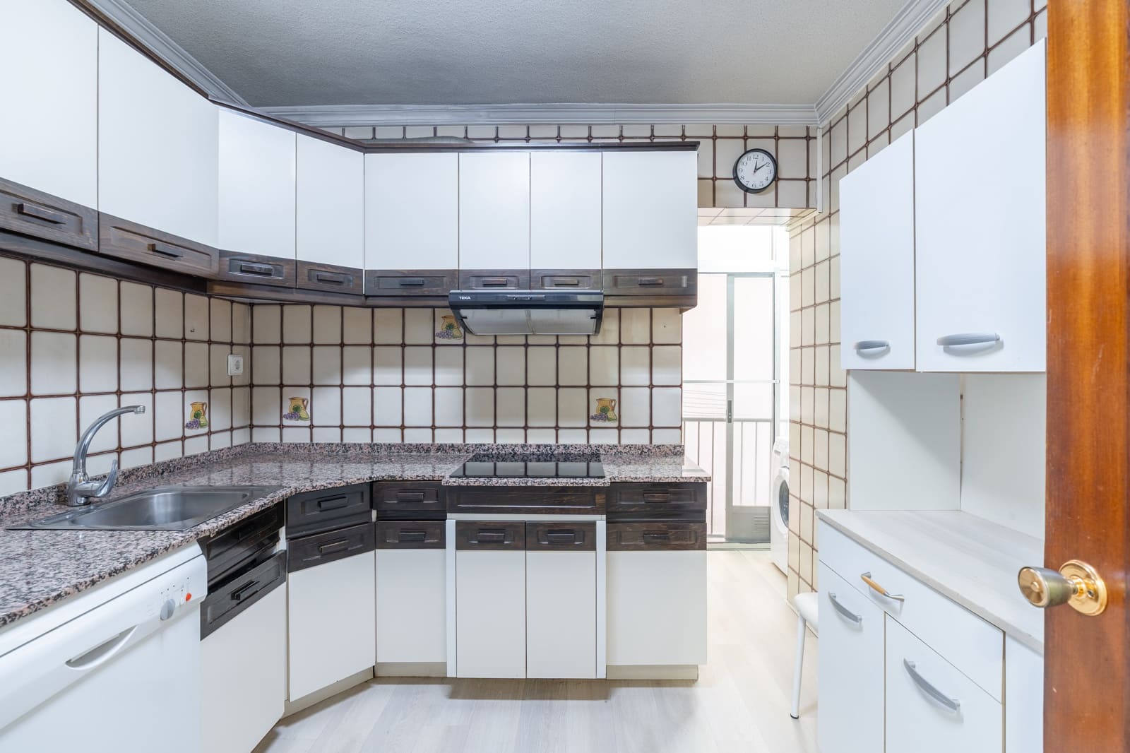 4 sypialnia Apartament na sprzedaż w Miasto Alicante / Alacant - 278 000 € (Ref: 10162267)