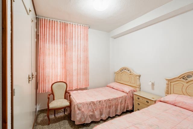 4 slaapkamer Appartement te koop in Santo Domingo, Alicante stad - € 278.000 (Ref: 10162267)