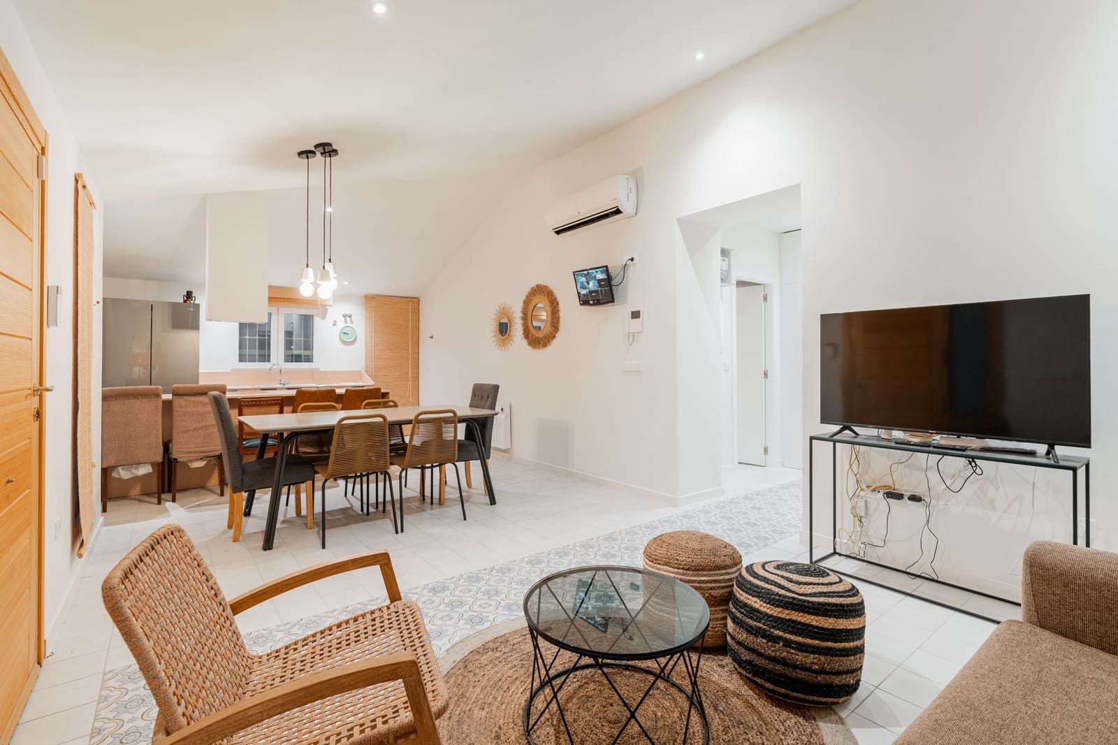 Chalet de 2 habitaciones en Alicante / Alacant ciudad en venta con piscina garaje - 396.000 € (Ref: 10162380)
