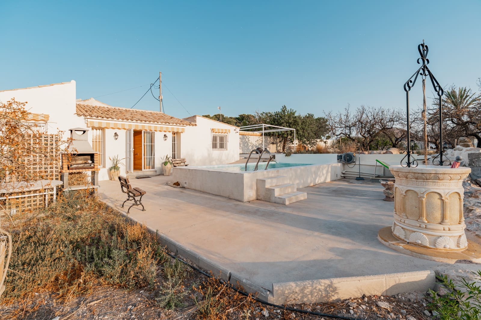 Chalet de 2 habitaciones en Alicante / Alacant ciudad en venta con piscina garaje - 396.000 € (Ref: 10162380)