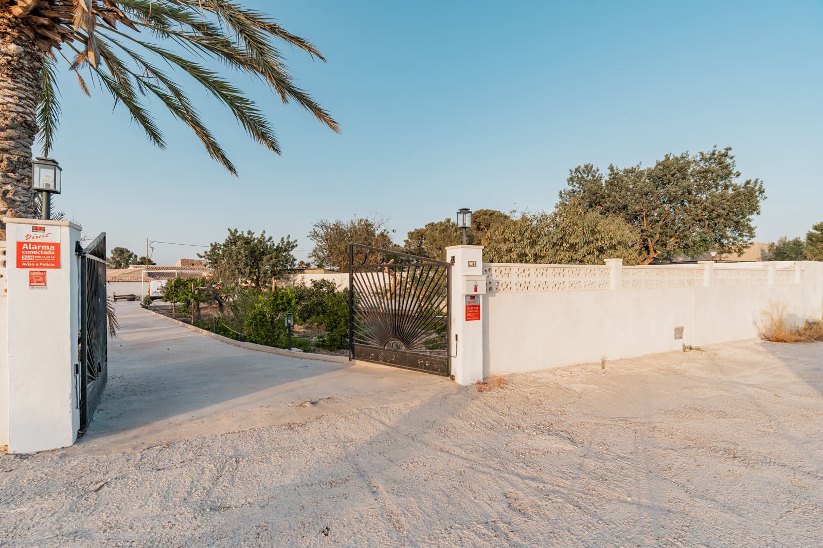 Chalet de 2 habitaciones en Alicante / Alacant ciudad en venta con piscina garaje - 396.000 € (Ref: 10162380)